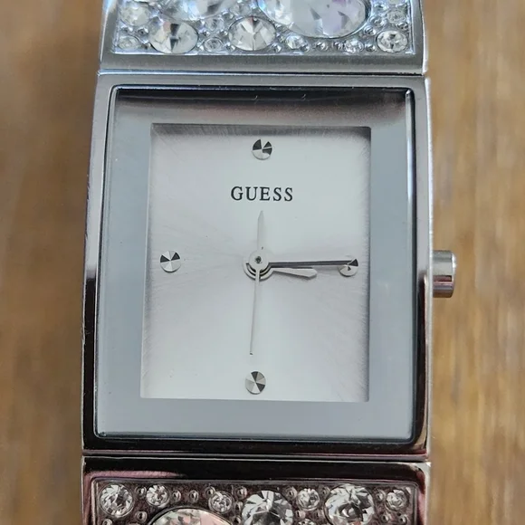 NWT Guess Silver Tone Rhinestone Bangle Watch with Pouch - Picture 4 of 10